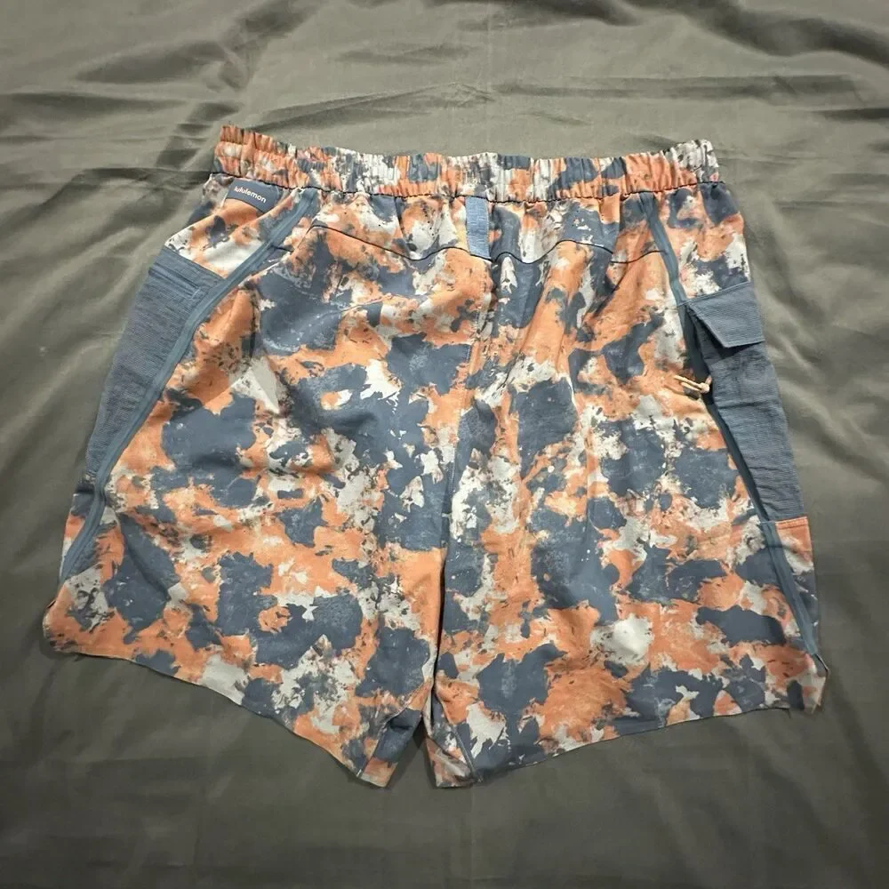 Lululemon Water Repellent 8
